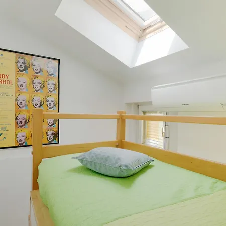 Apartment Guesthost - Arco Della Pace *