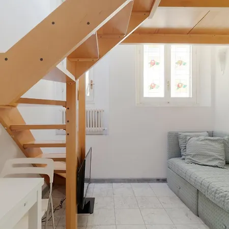 Apartment Guesthost - Arco Della Pace