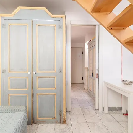 Apartment Guesthost - Arco Della Pace Milan