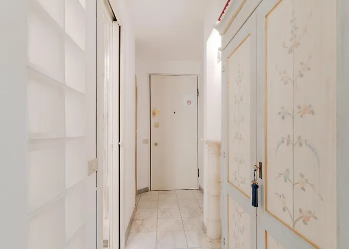Apartment Guesthost - Arco Della Pace Mailand